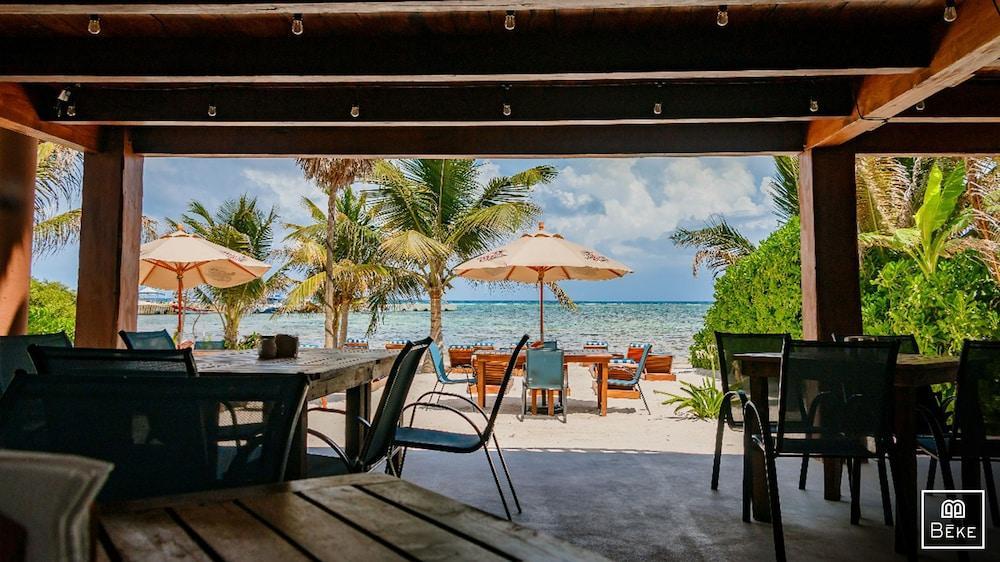 Hotel Beke Mahahual Exterior photo